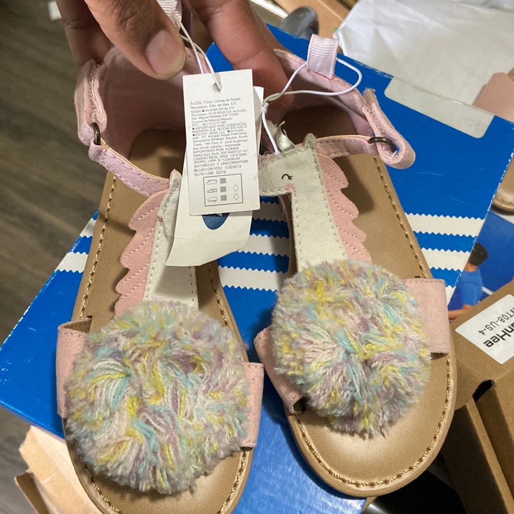 Kids sandals